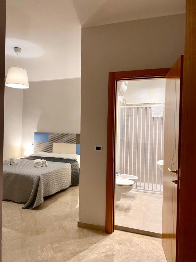 Ginevra Rooms Барі Екстер'єр фото