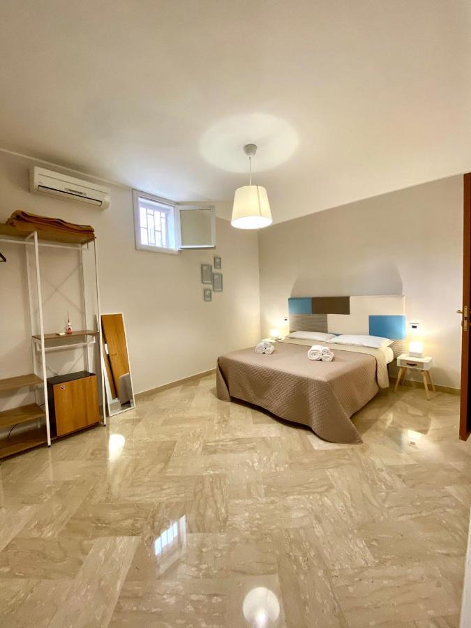 Ginevra Rooms Барі Екстер'єр фото