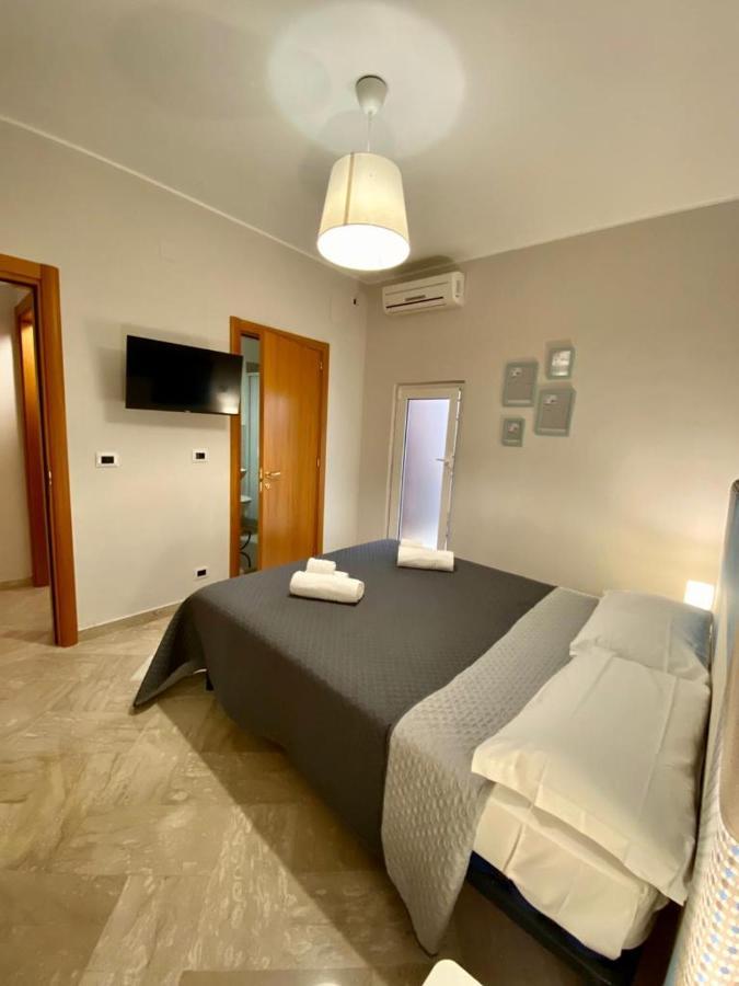Ginevra Rooms Барі Екстер'єр фото