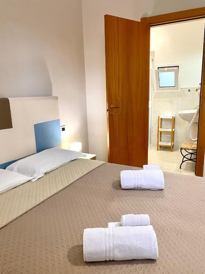 Ginevra Rooms Барі Екстер'єр фото