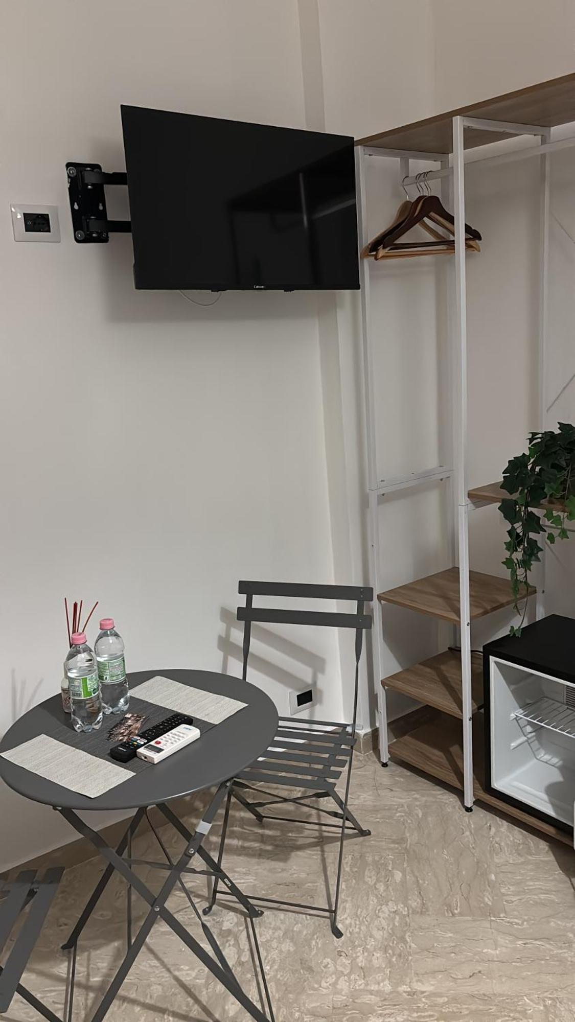 Ginevra Rooms Барі Екстер'єр фото